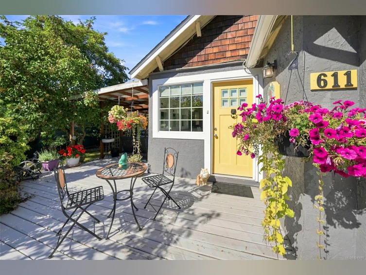 611 Pioneer Crescent, Parksville, BC, V9P 1T5