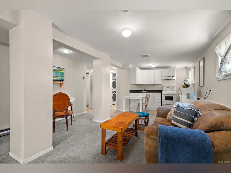 3615 Doncaster Drive, Saanich, BC, V8P 3W5 - 23