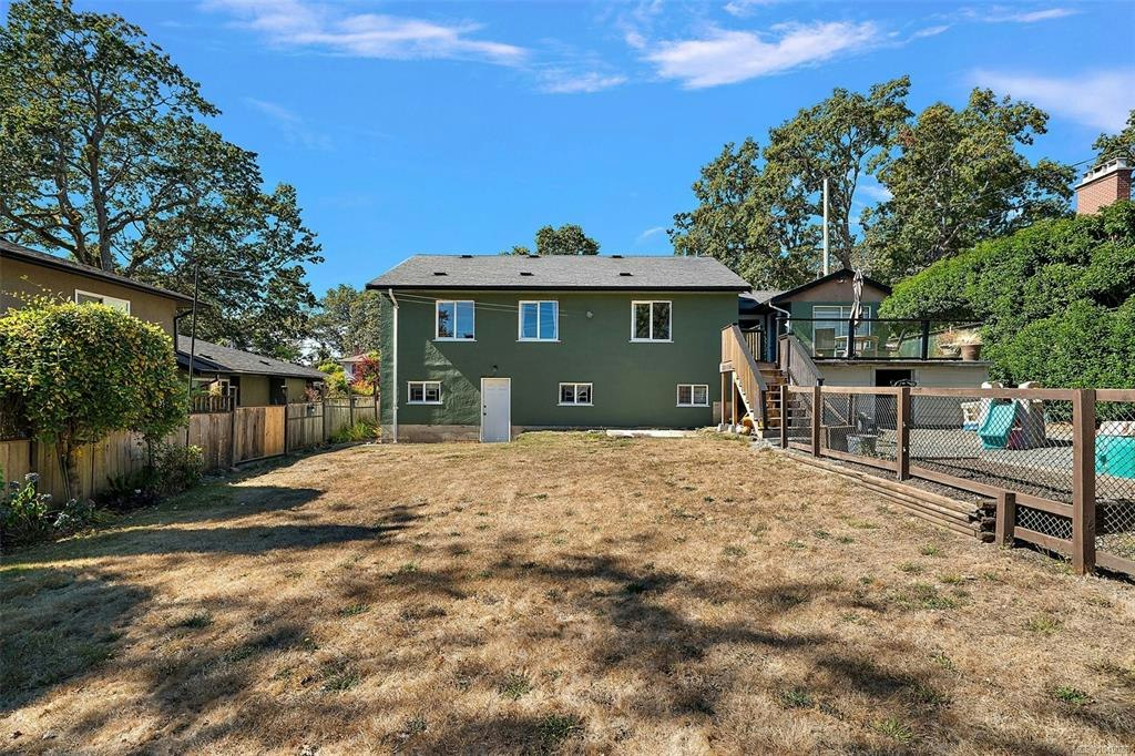 3615 Doncaster Drive, Saanich, BC, V8P 3W5 - 33