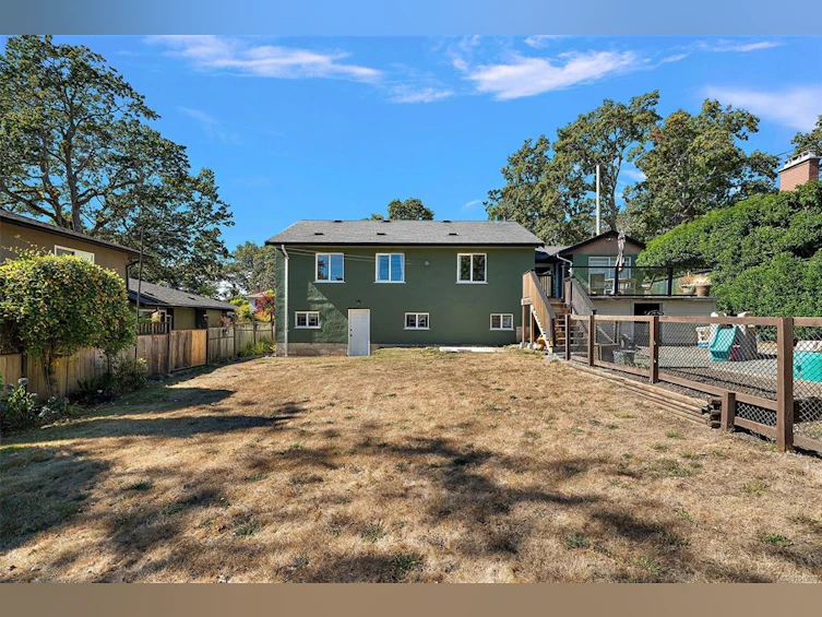 3615 Doncaster Drive, Saanich, BC, V8P 3W5 - 33