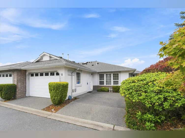 11-6595 Groveland Drive, Nanaimo, BC, V9V 1S6