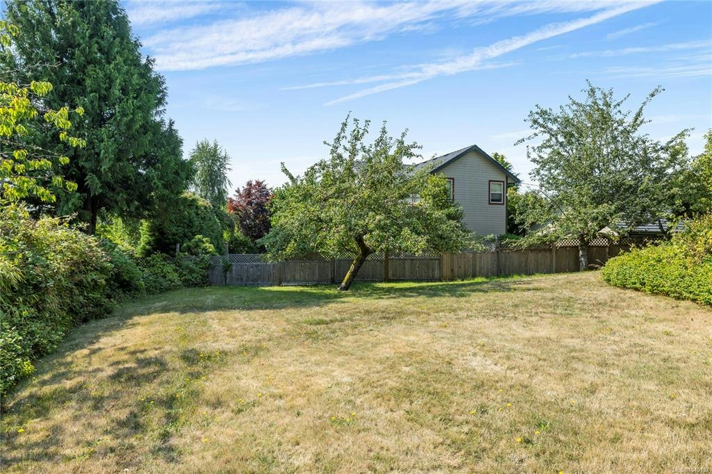 396 Wisteria Street, Parksville, BC, V9P 1C6 - 8
