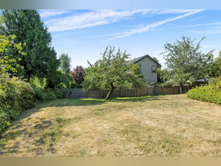 396 Wisteria Street, Parksville, BC, V9P 1C6 - 8