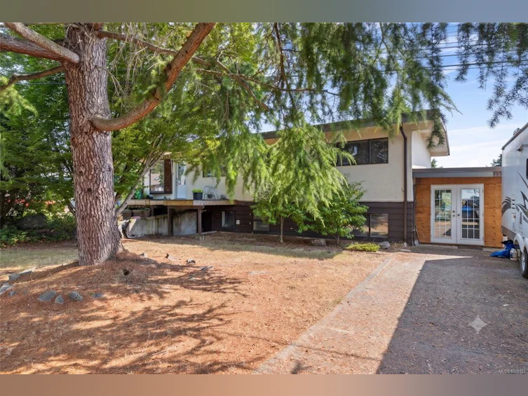 396 Wisteria Street, Parksville, BC, V9P 1C6