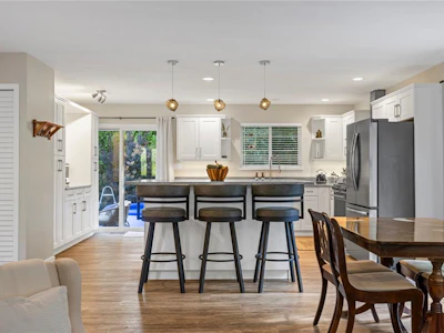 1564 Hurford Avenue - 4