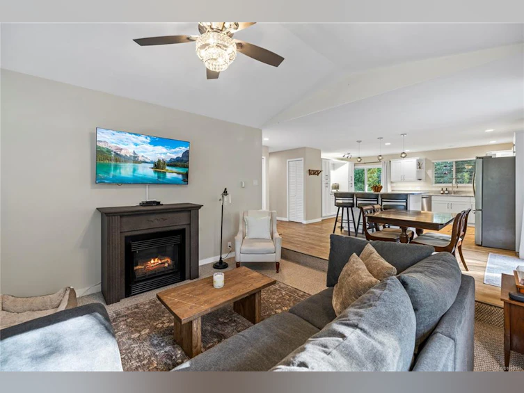 1564 Hurford Avenue, Courtenay, BC, V9N 6X3 - 12