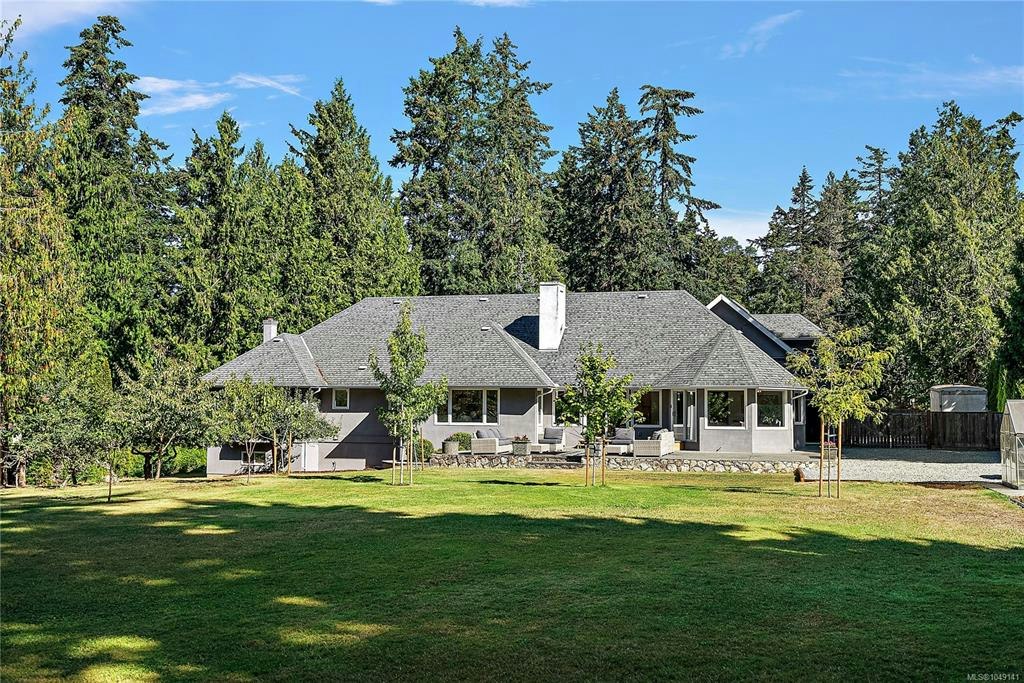 657 Cromarty Avenue, North Saanich, BC, V8L 5G6 - 65