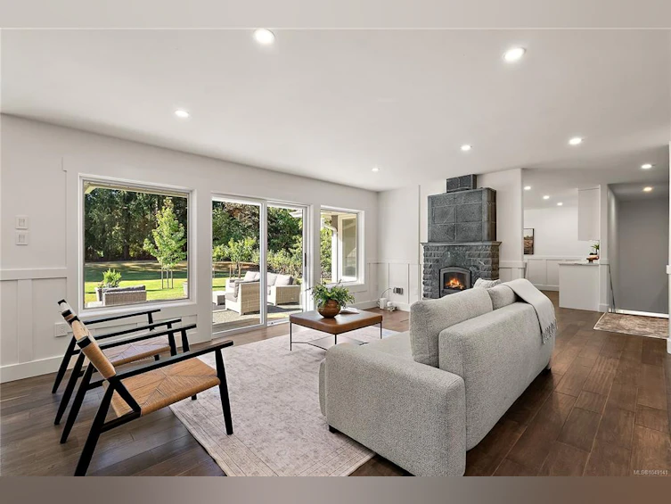 657 Cromarty Avenue, North Saanich, BC, V8L 5G6 - 6