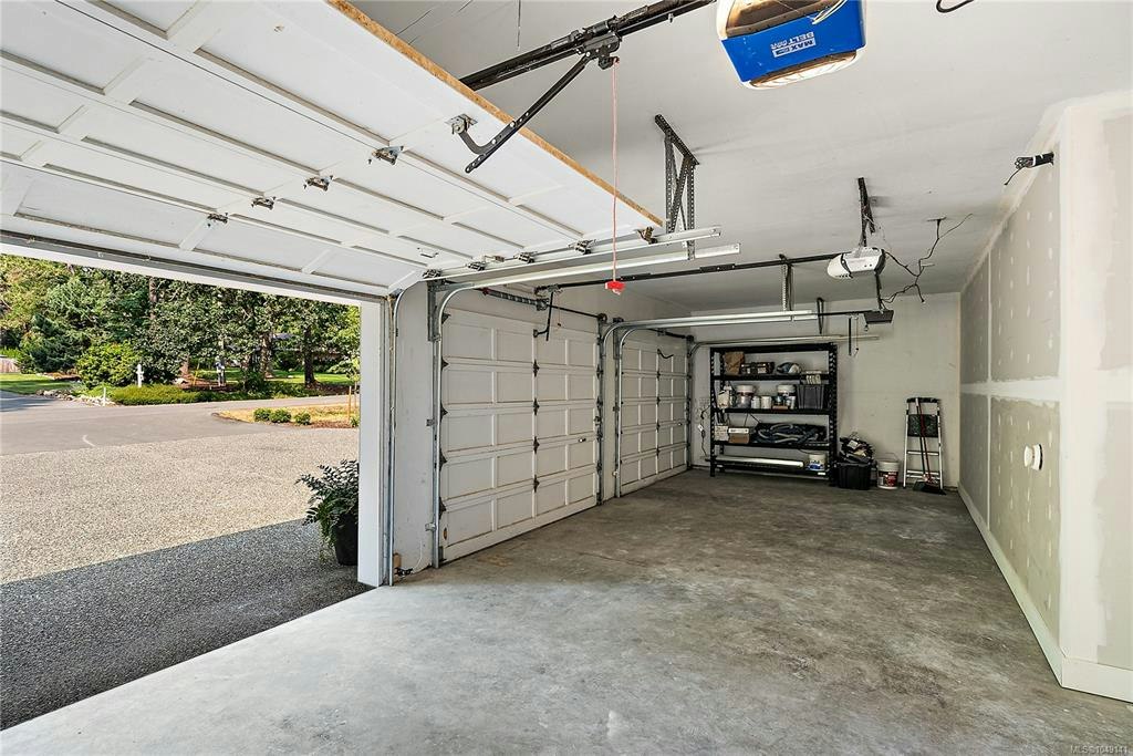 657 Cromarty Avenue, North Saanich, BC, V8L 5G6 - 49