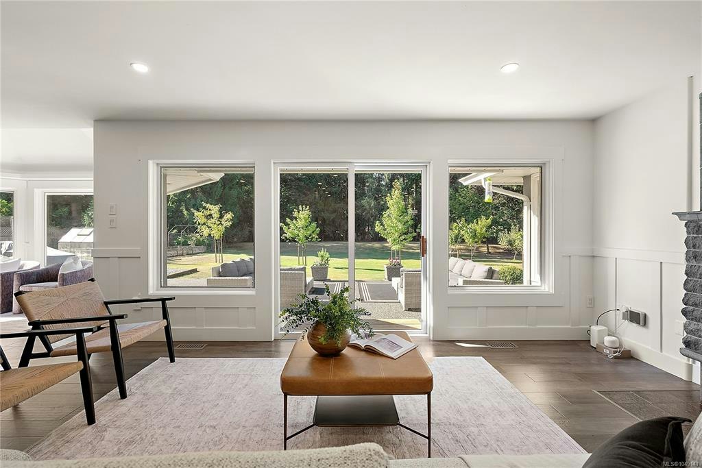 657 Cromarty Avenue, North Saanich, BC, V8L 5G6 - 7