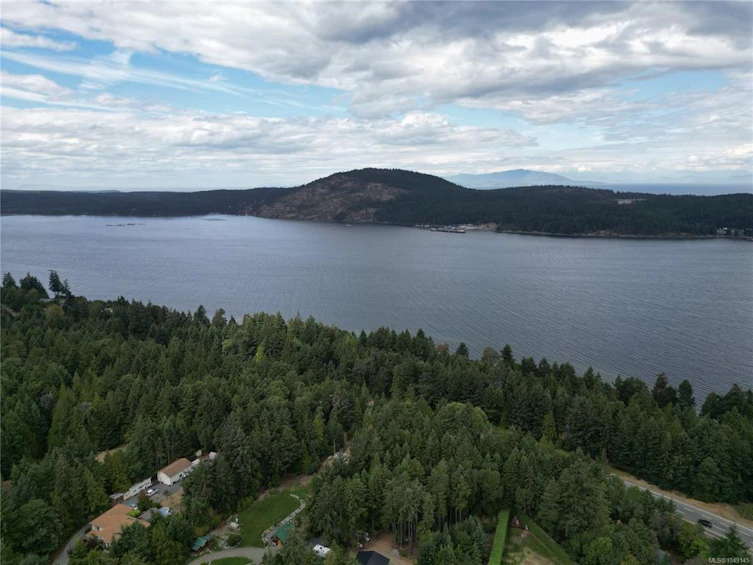 8439 Lisa Lane, Nanaimo, BC, V0R 2H0