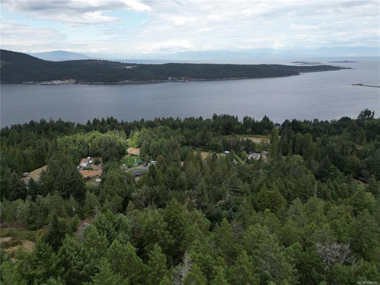 8439 Lisa Lane, Nanaimo, BC, V0R 2H0 - 13