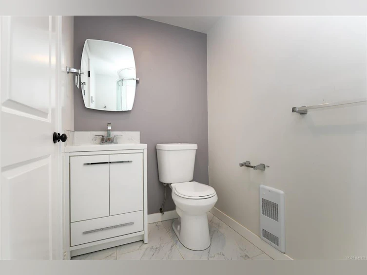 3550 Cumberland Road, Cumberland, BC, V0R 1S0 - 24
