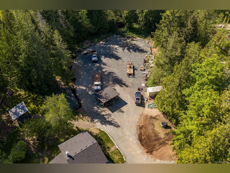 3550 Cumberland Road, Cumberland, BC, V0R 1S0 - 56