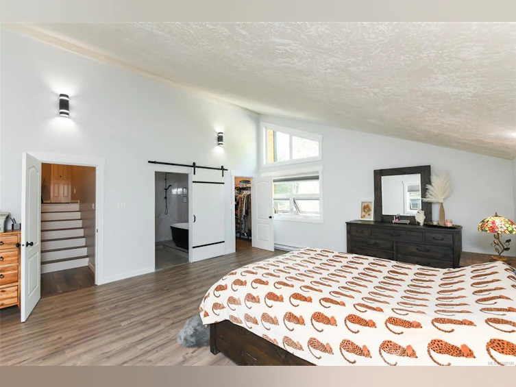 3550 Cumberland Road, Cumberland, BC, V0R 1S0 - 49