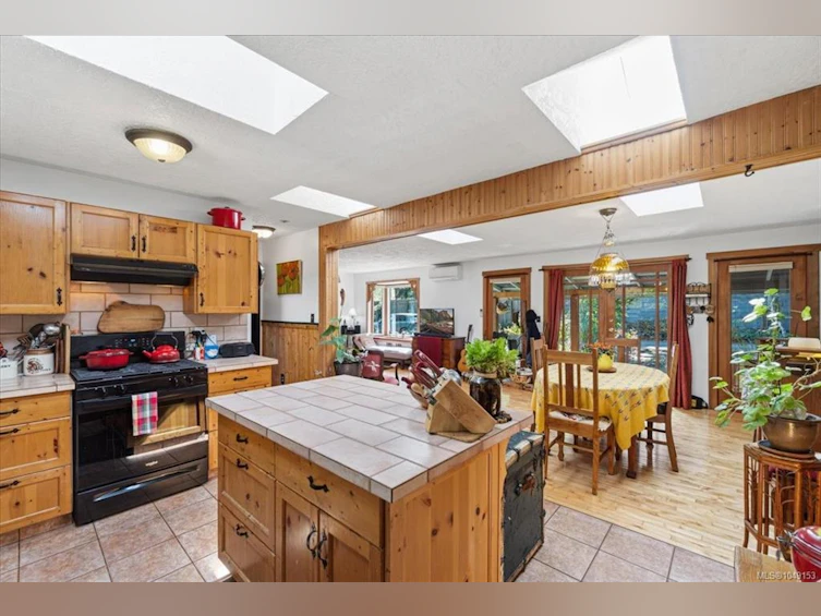 13545 Cedar Road, Nanaimo, BC, V9G 1H5 - 9