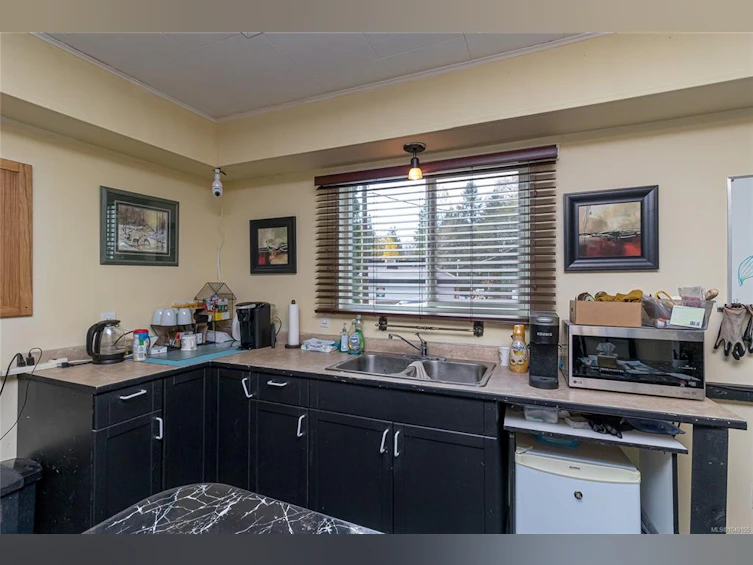 149 Cowichan Lake Road, Lake Cowichan, BC, V0R 2G0 - 7