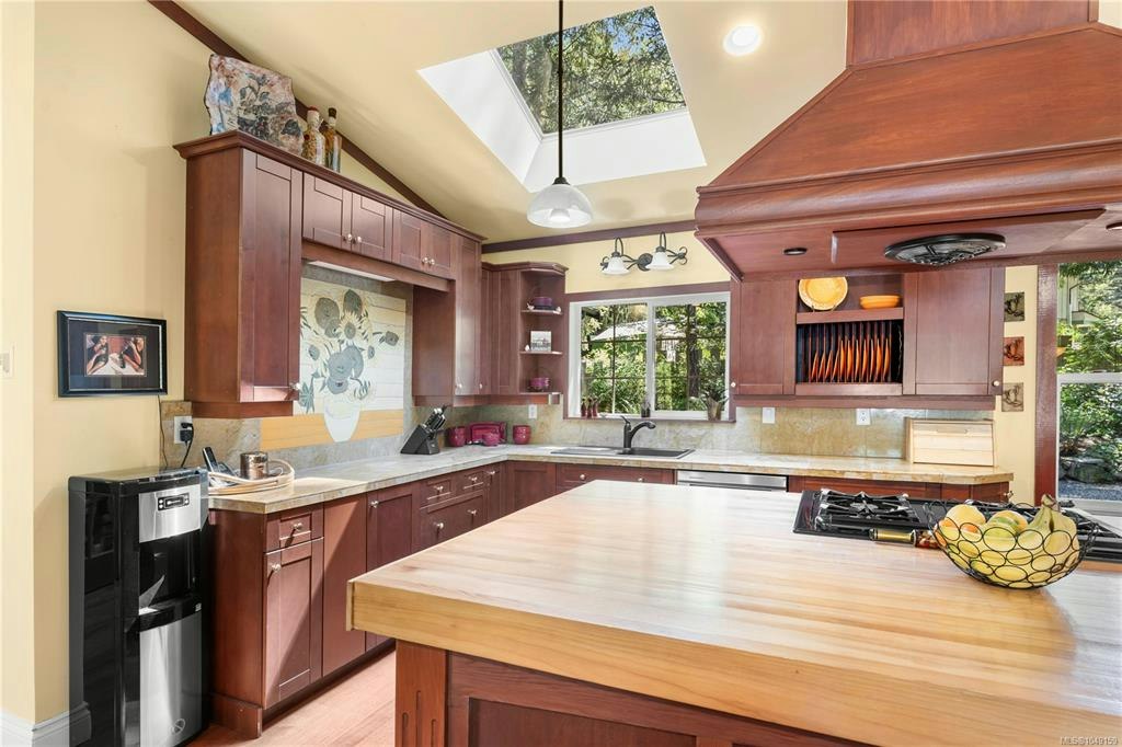 1126 North Road, Gabriola Island, BC, V0R 1X3 - 6