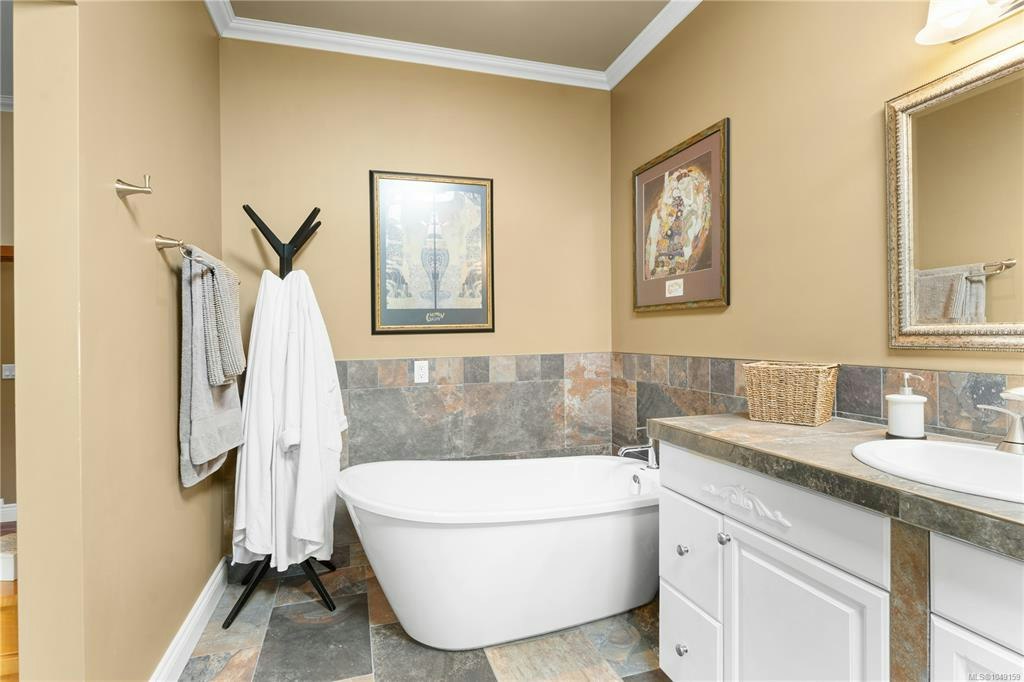 1126 North Road, Gabriola Island, BC, V0R 1X3 - 38