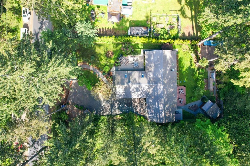 1126 North Road - 3
