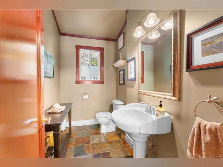 1126 North Road, Gabriola Island, BC, V0R 1X3 - 23