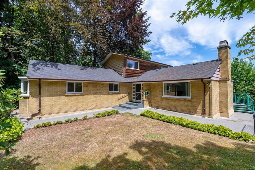 5349 Alderley Road, Saanich, BC, V8Y 1X9