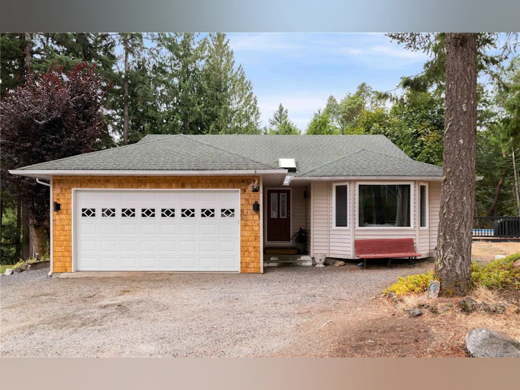 3271 Thain Road, Shawnigan Lake, BC, V8H 0B4