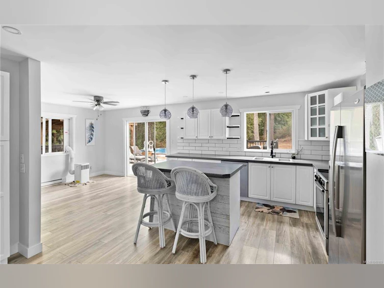 3271 Thain Road, Shawnigan Lake, BC, V8H 0B4 - 5