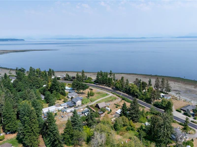 64 Seabreeze Drive - 2