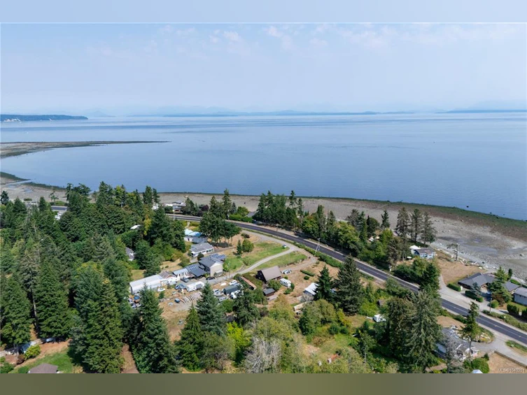 64 Seabreeze Drive, Campbell River, BC, V9H 1H8 - 2