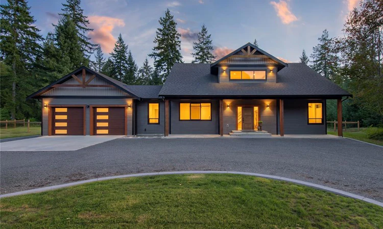 3811 Woodland Drive
