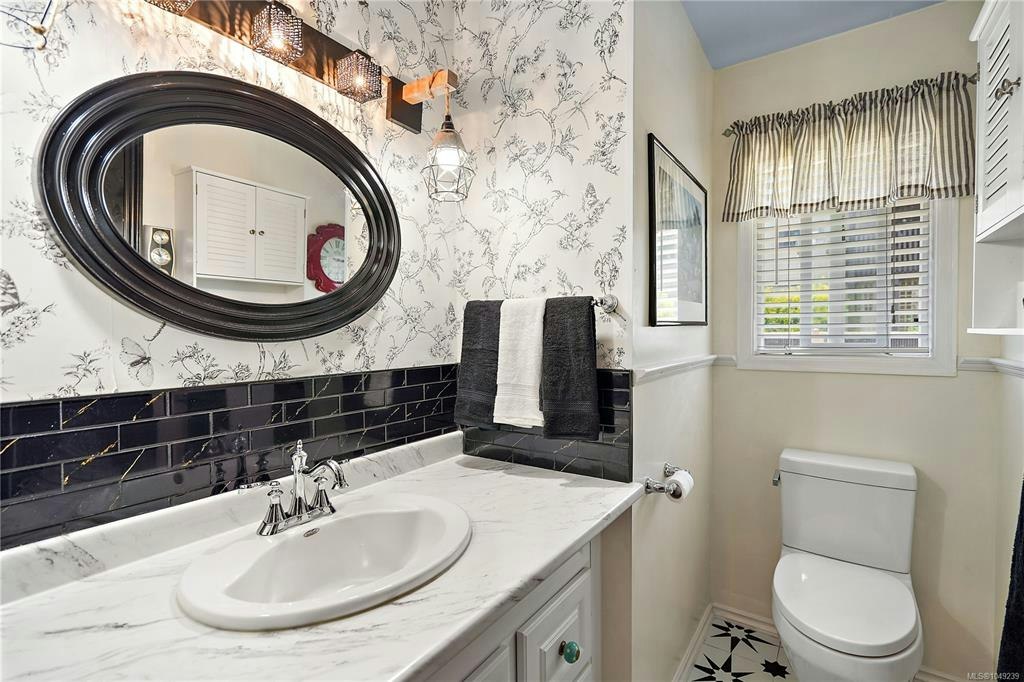6864 East Saanich Road, Central Saanich, BC, V8Z 5Y9 - 29