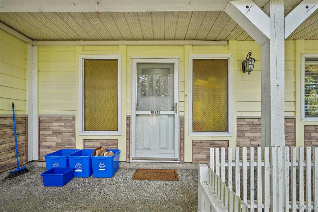 6864 East Saanich Road, Central Saanich, BC, V8Z 5Y9 - 49
