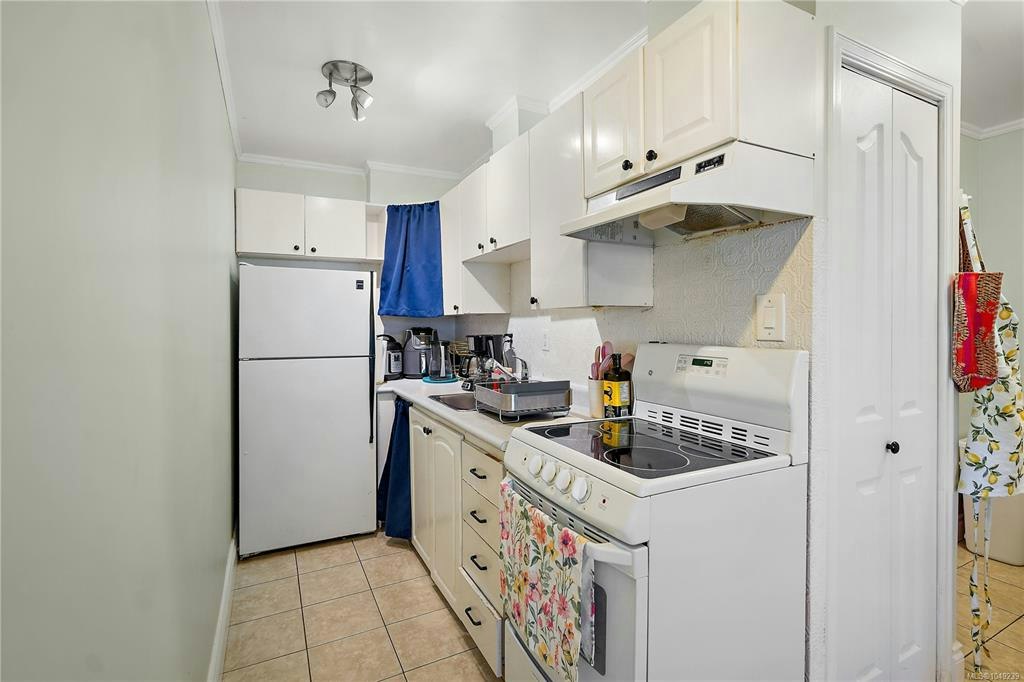 6864 East Saanich Road, Central Saanich, BC, V8Z 5Y9 - 43