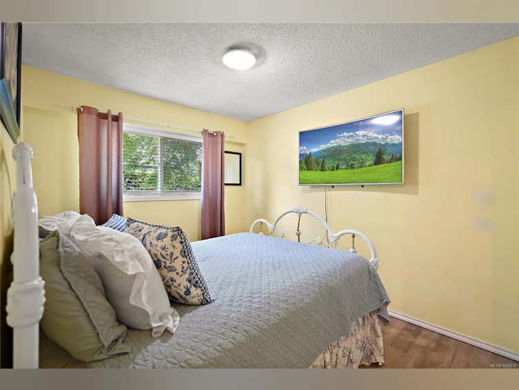 6864 East Saanich Road, Central Saanich, BC, V8Z 5Y9 - 26