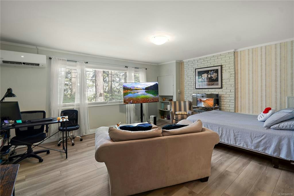 6864 East Saanich Road, Central Saanich, BC, V8Z 5Y9 - 40