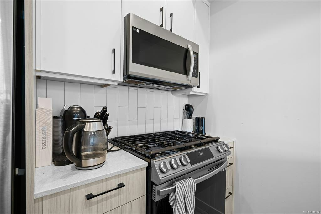 205-947 Whirlaway Crescent, Langford, BC, V9B 6Z9 - 13