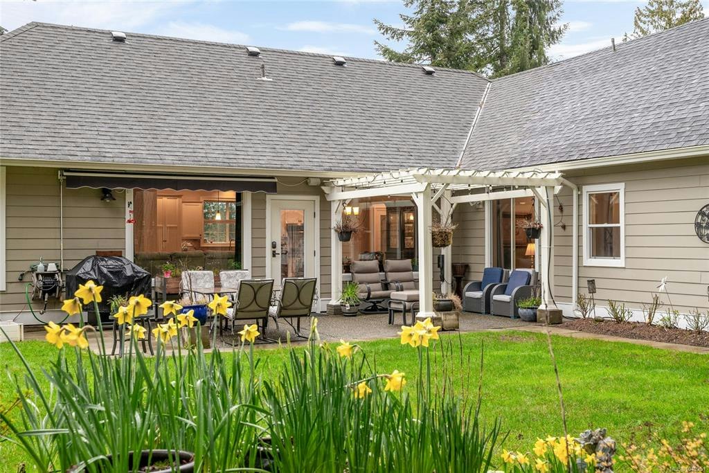3936 Creekside Drive, Bowser/Deep Bay, BC, V0R 1G0 - 9