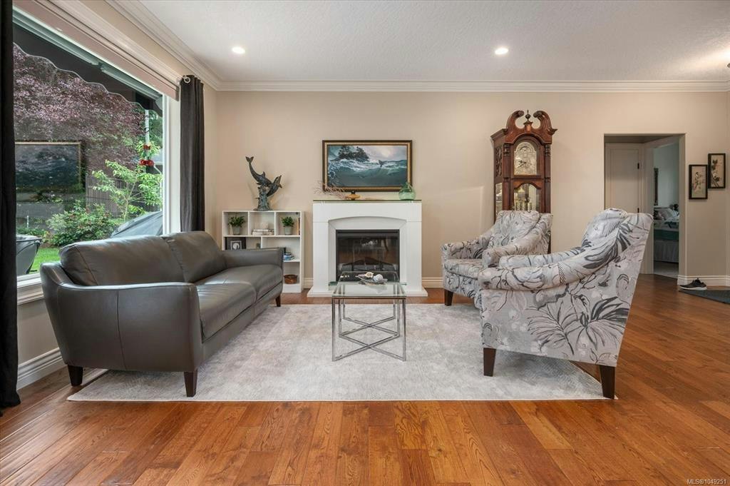 3936 Creekside Drive - 2