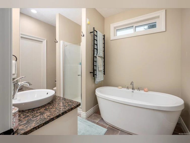 3936 Creekside Drive, Bowser/Deep Bay, BC, V0R 1G0 - 32