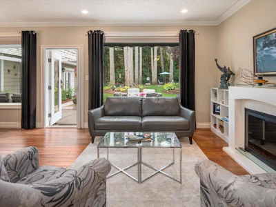 3936 Creekside Drive - 3