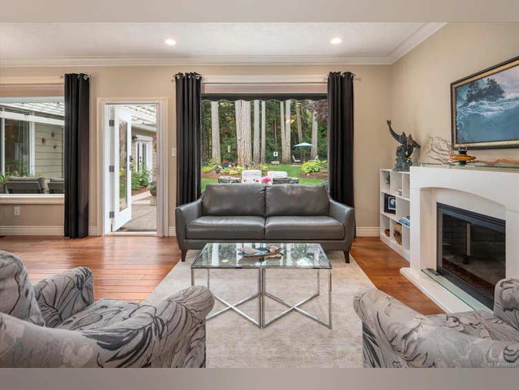 3936 Creekside Drive, Bowser/Deep Bay, BC, V0R 1G0 - 3