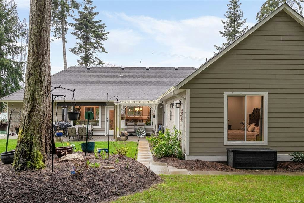 3936 Creekside Drive, Bowser/Deep Bay, BC, V0R 1G0 - 40