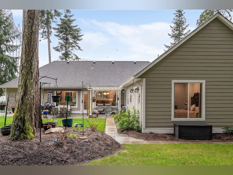 3936 Creekside Drive, Bowser/Deep Bay, BC, V0R 1G0 - 40