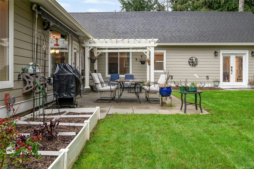 3936 Creekside Drive, Bowser/Deep Bay, BC, V0R 1G0 - 39