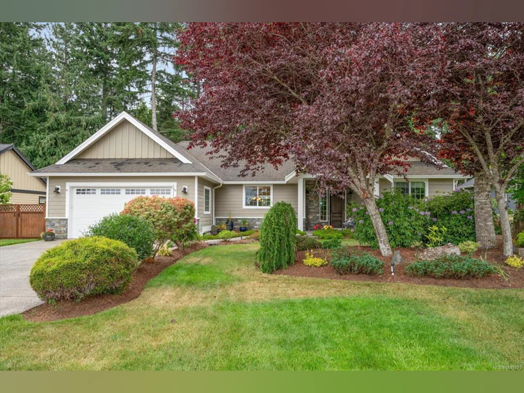 3936 Creekside Drive, Bowser/Deep Bay, BC, V0R 1G0