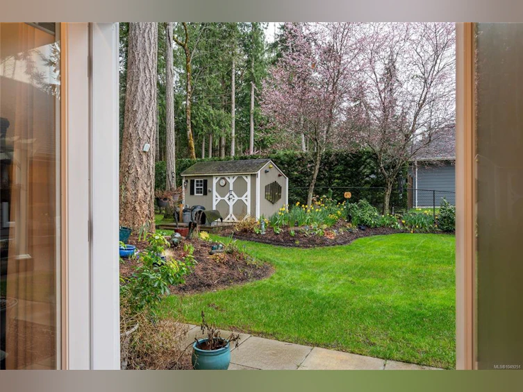 3936 Creekside Drive, Bowser/Deep Bay, BC, V0R 1G0 - 44