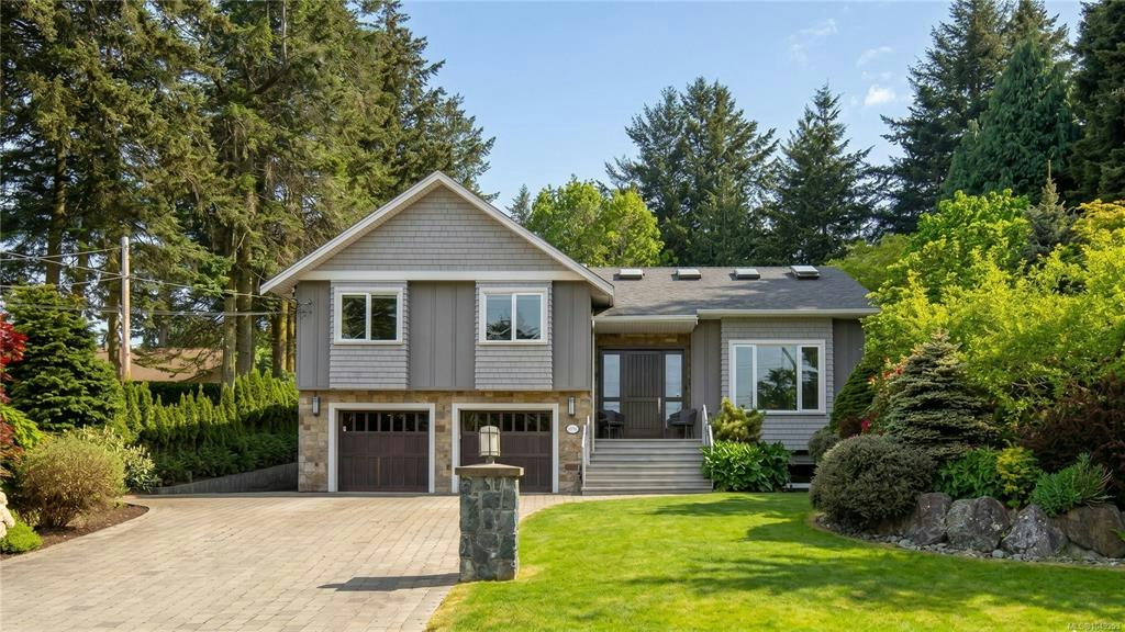 1896 Leyns Road, Saanich, BC, V8N 2Z8