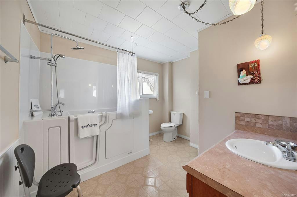 5970 Cherryvale Lane, Port Alberni, BC, V9Y 8S1 - 20