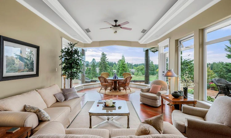 241-3666 Royal Vista Way